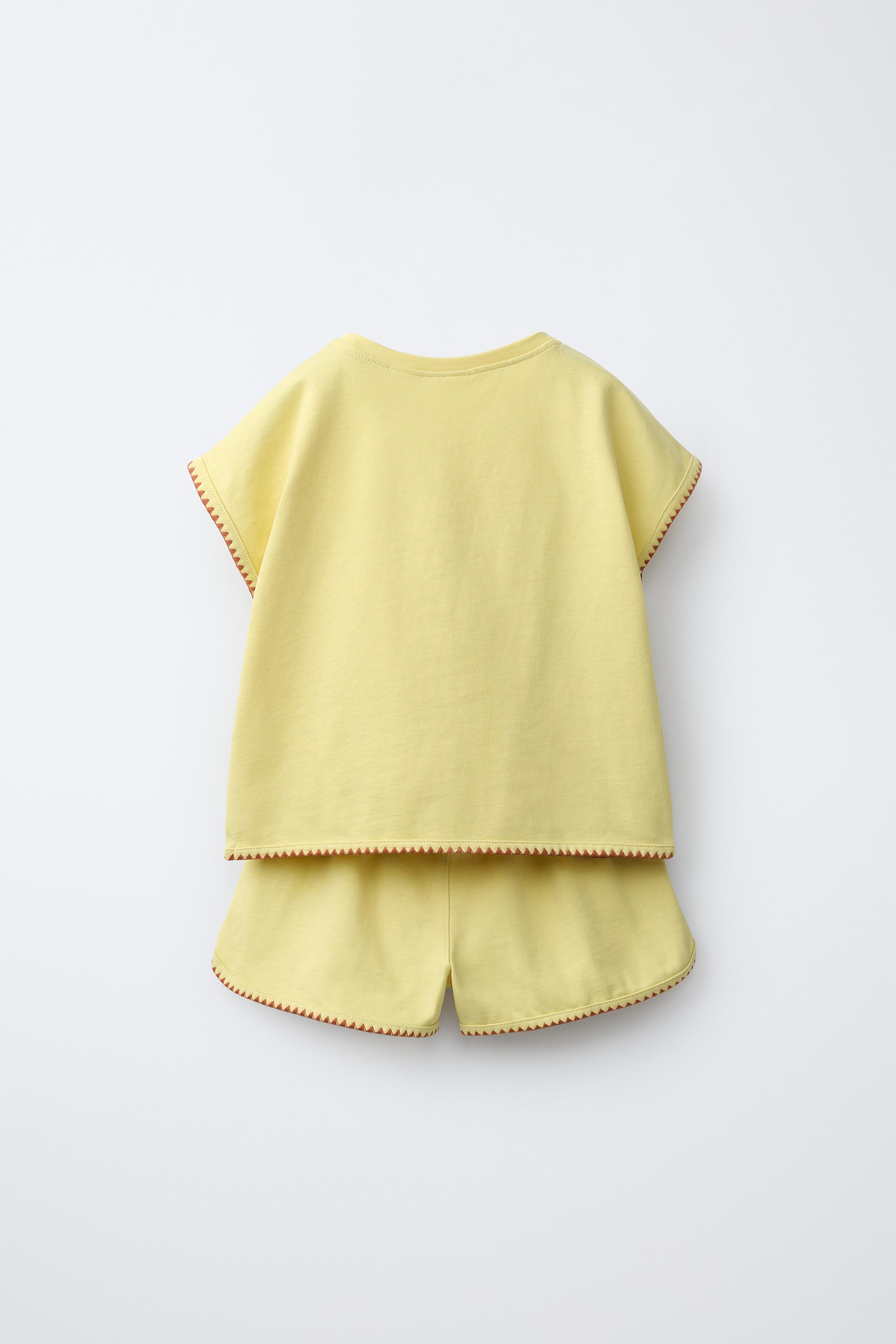 CONTRAST T-SHIRT AND BERMUDA SET